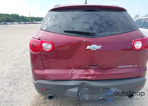 2010 Chevrolet Traverse Lt z USA, uszkodzony, nr VIN 1GNLRGED7AJ247428